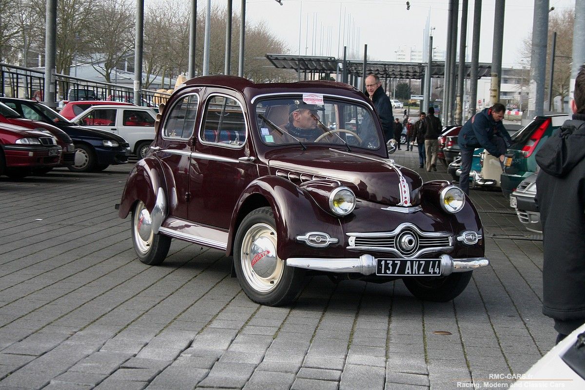 La page de la Panhard Dyna X - l'Automobile Ancienne