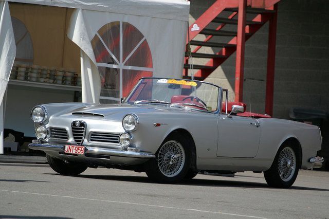 Alfa Romeo 2600 Spider Touring 1962 65