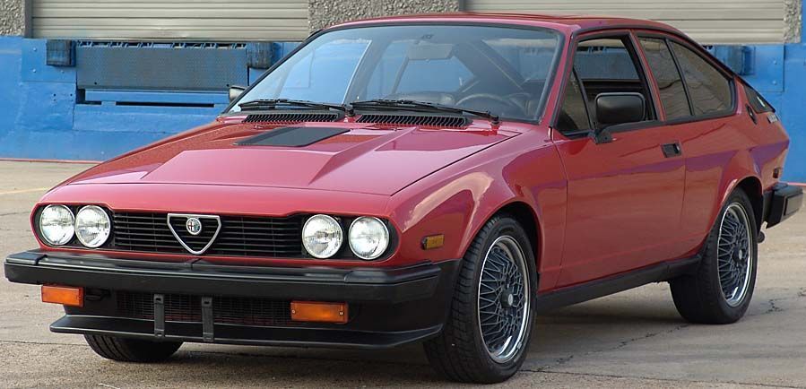James Bond Amp Alfa Romeo Gtv6